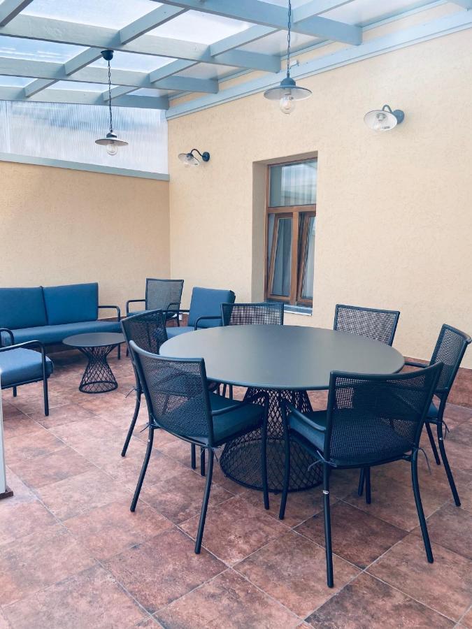 Roze Republikas Apartments Liepāja 외부 사진