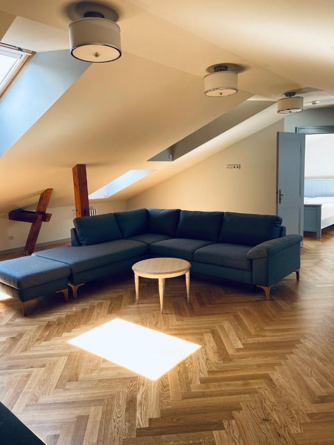 Roze Republikas Apartments Liepāja 외부 사진