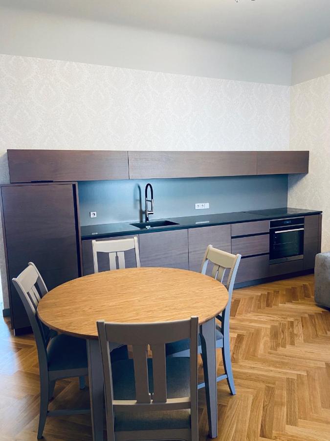 Roze Republikas Apartments Liepāja 외부 사진